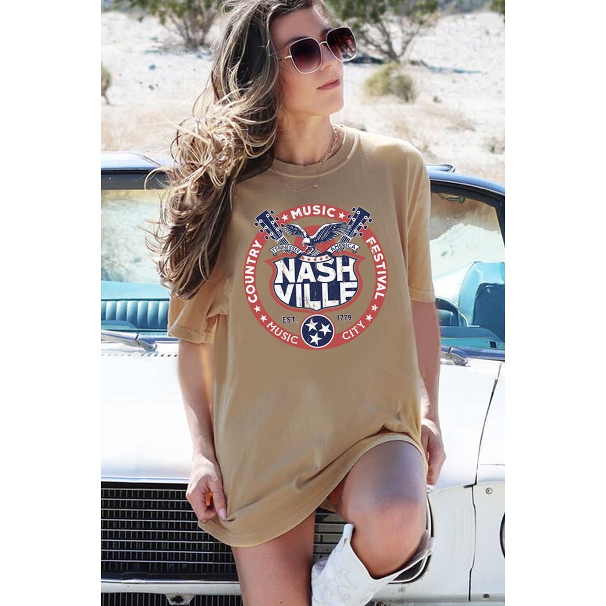 NASHVILLE MUSIC CITY OVERSIZED GRAPHIC TEE