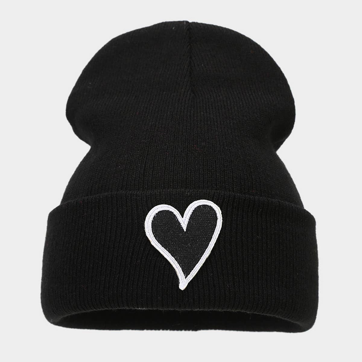 WINTER SIMPLE HEART PATCH KNITTED HAT