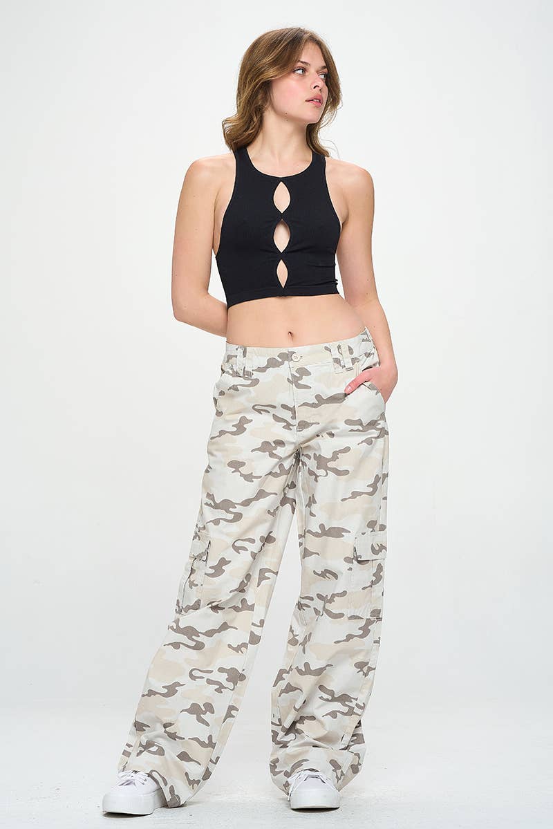 MID RISE STRAIGHT LEG CAMO CARGO PANTS