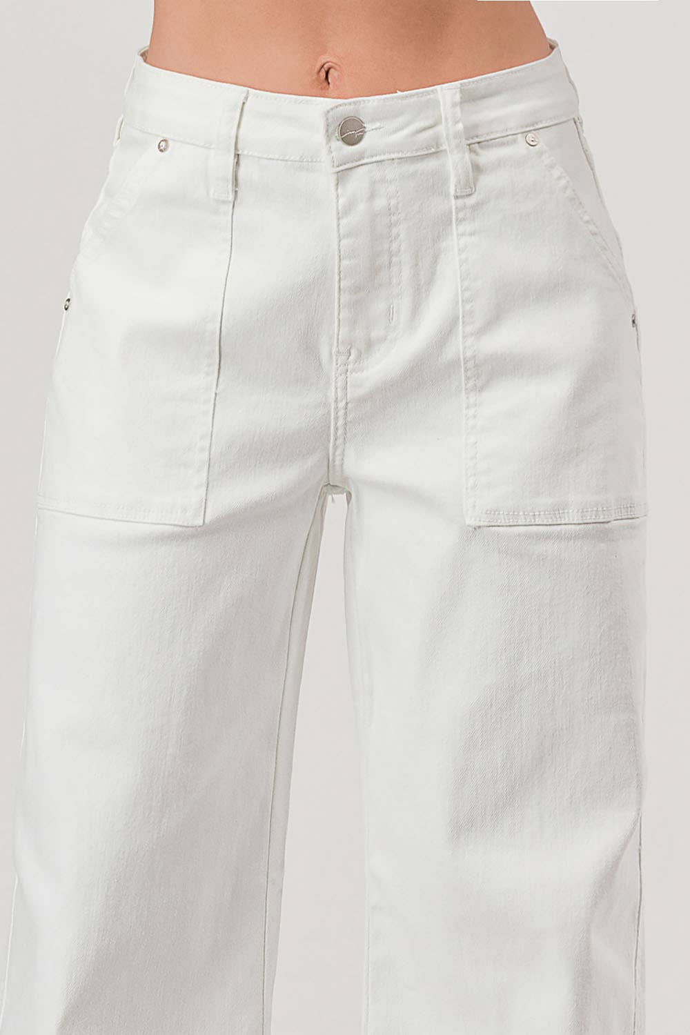 WHITE - PATCHED POCKET WIDE LEG JEANS