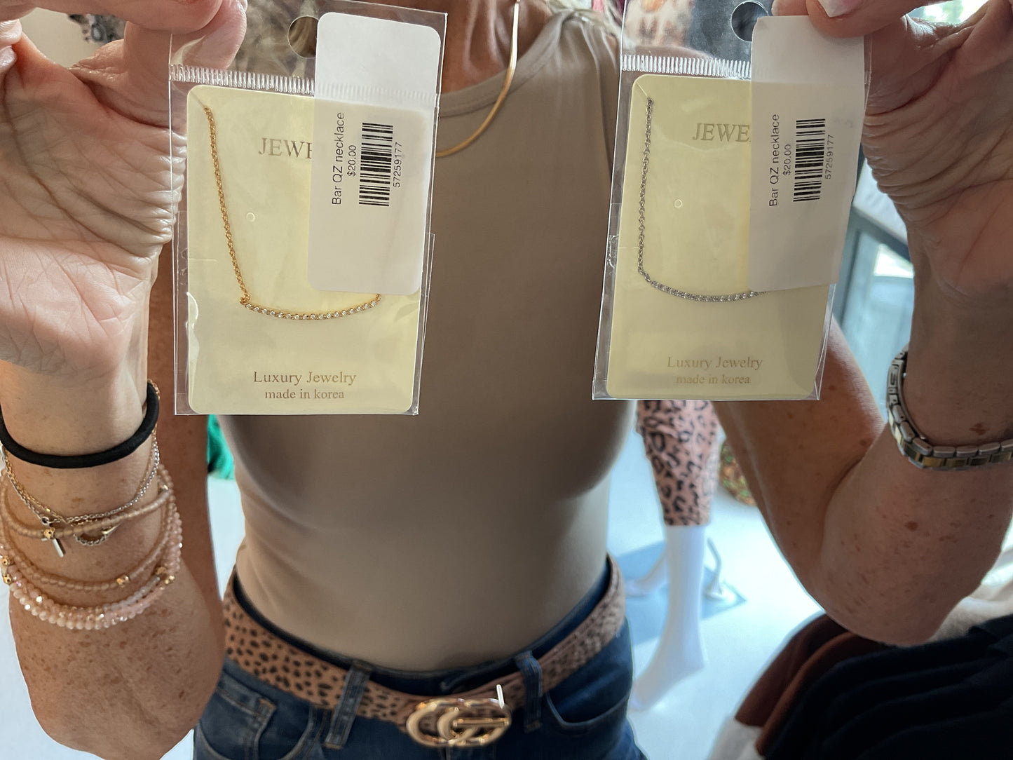 Bar QZ necklace