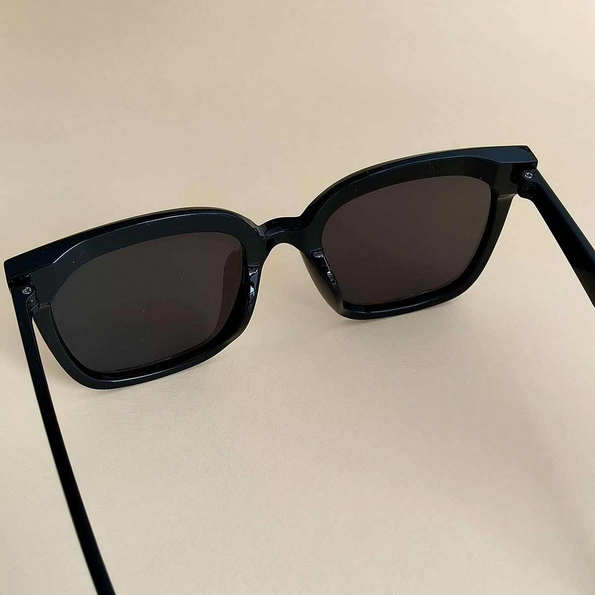 RETRO SUNSCREEN BIG FRAME THIN SUNGLASSES