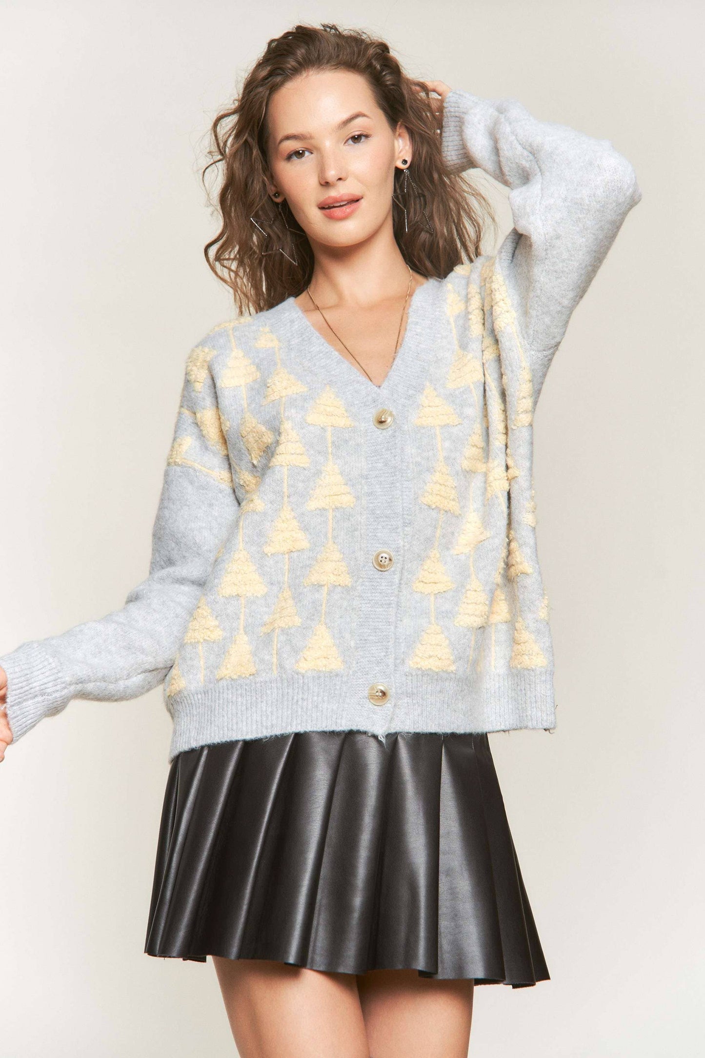 FLUFFY TREE ACCENT CARDIGAN
