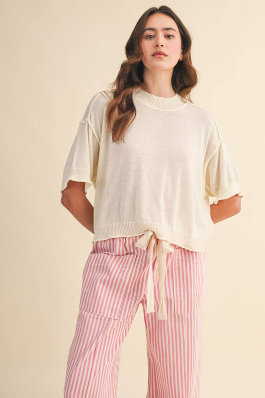 LIGHTWEIGHT KNIT MOCK NECK SHORT SLEEVE SWEATER
