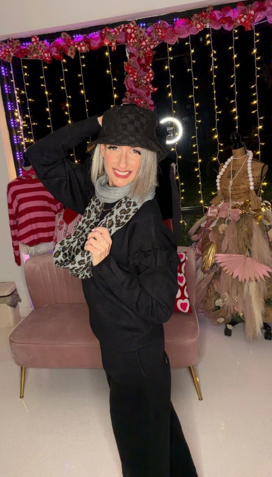 Checkered Pattern Terry Cloth C.C Bucket Hat