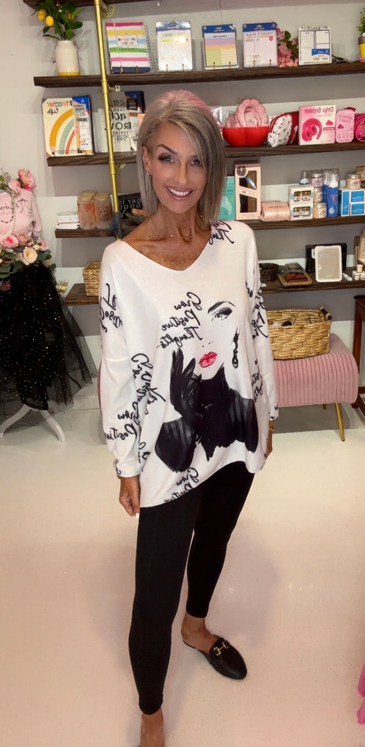 Italian Cozy Face Sweater One Size LOOWIE