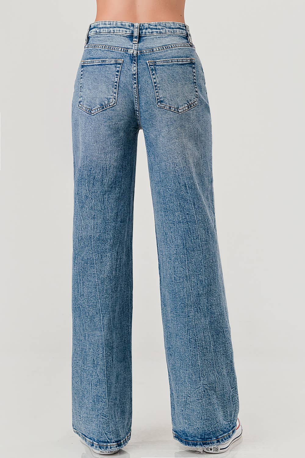 I&M WASHED WIDE LEG JEANS - MEDIUM LIGHT WASH