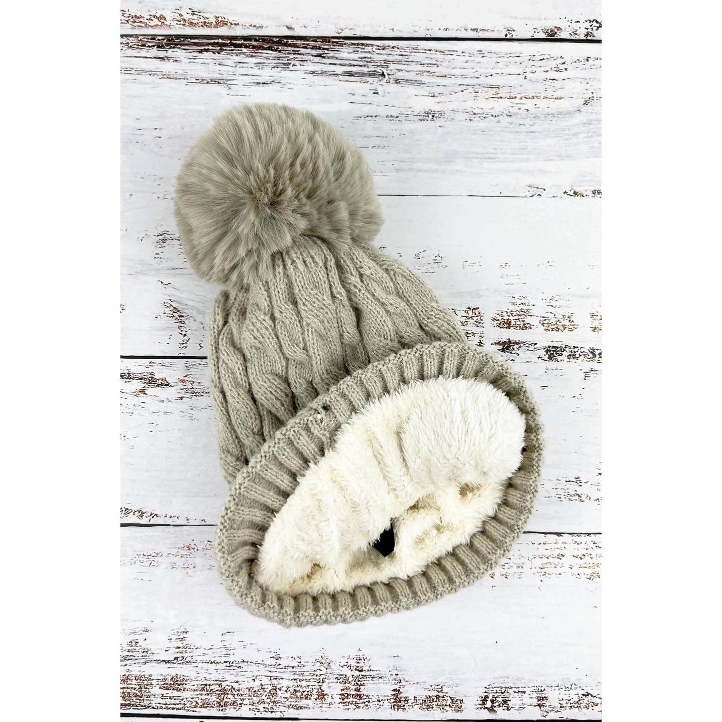 WINTER COLOR KNITTED BEANIE HAT WITH POMPOM