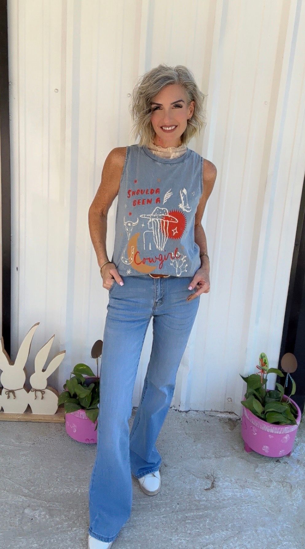 SHOULDA BEEN A COWGIRL GRAPHIC TANK TOP