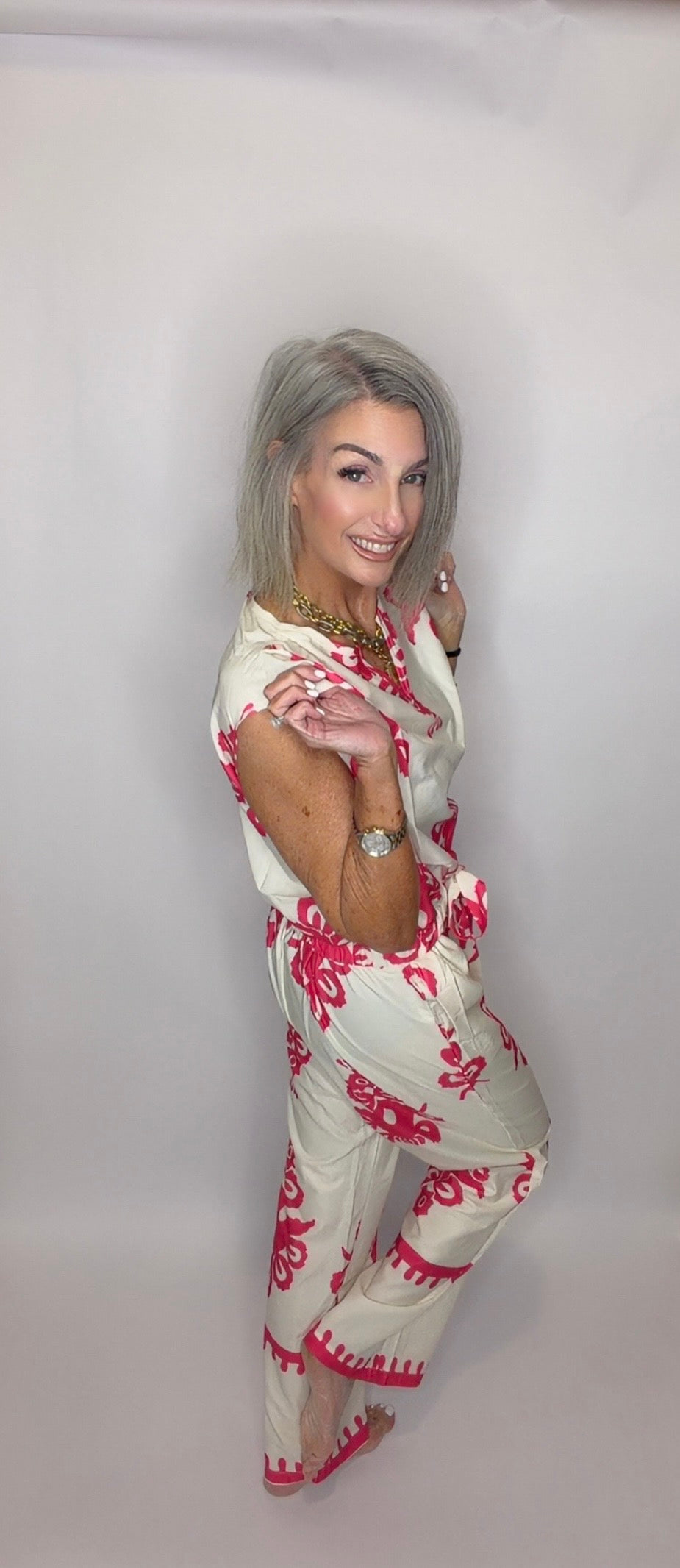 One size Graphic Sleeveless Top and Wide-Leg Pants Set