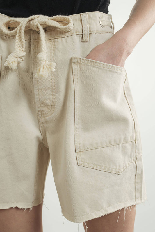 VINTAGE WASHED BARREL DENIM SHORTS W/GROMMET WAIST