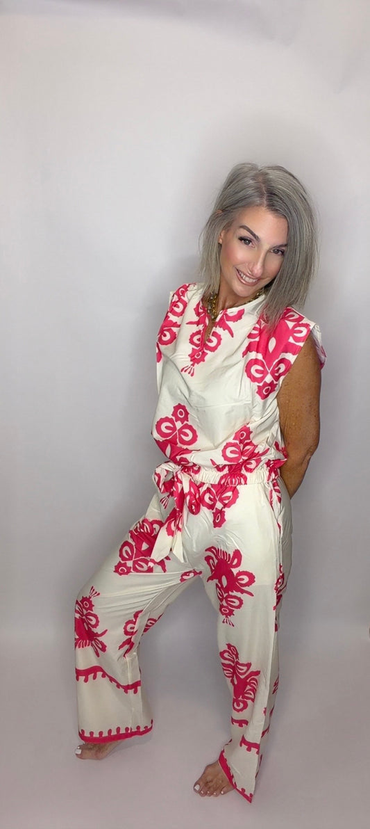 One size Graphic Sleeveless Top and Wide-Leg Pants Set