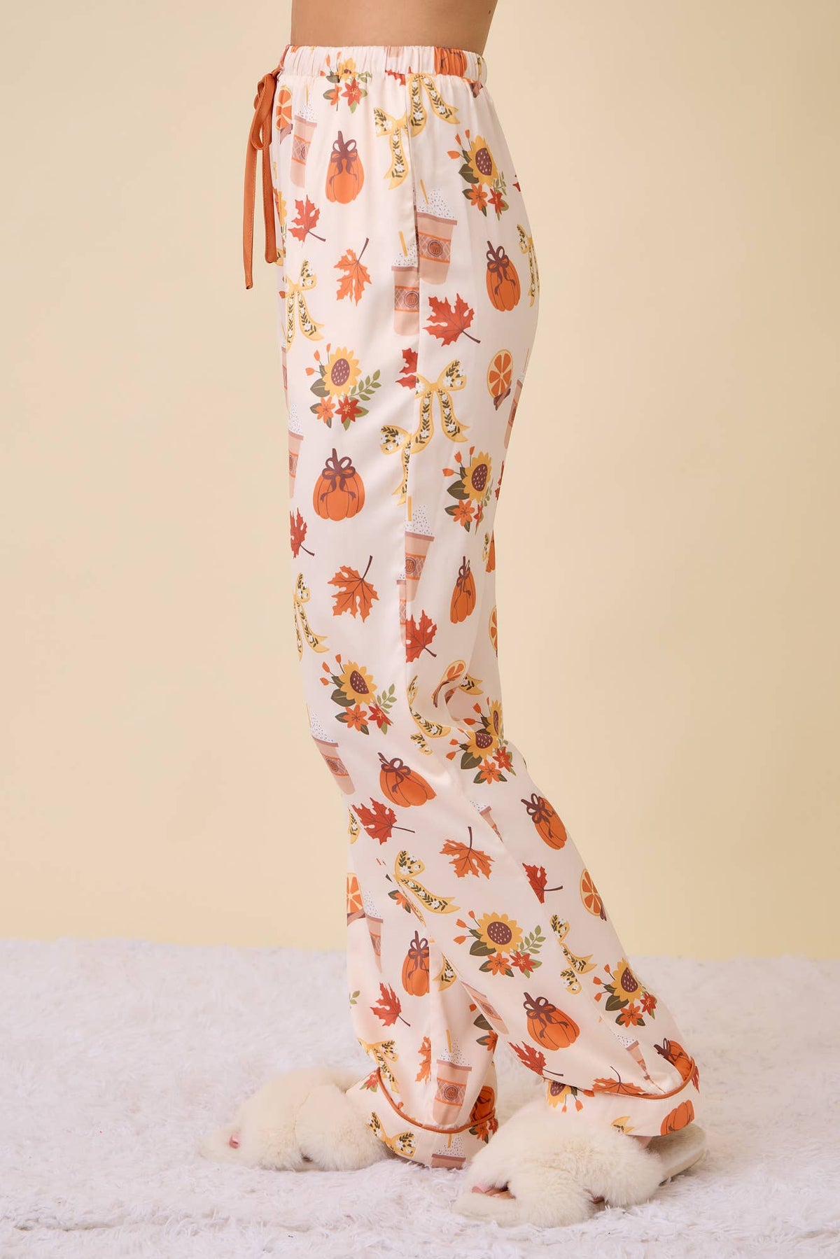 Pumpkin Spice Fall Print Pajama Set – Holiday Sleepwear