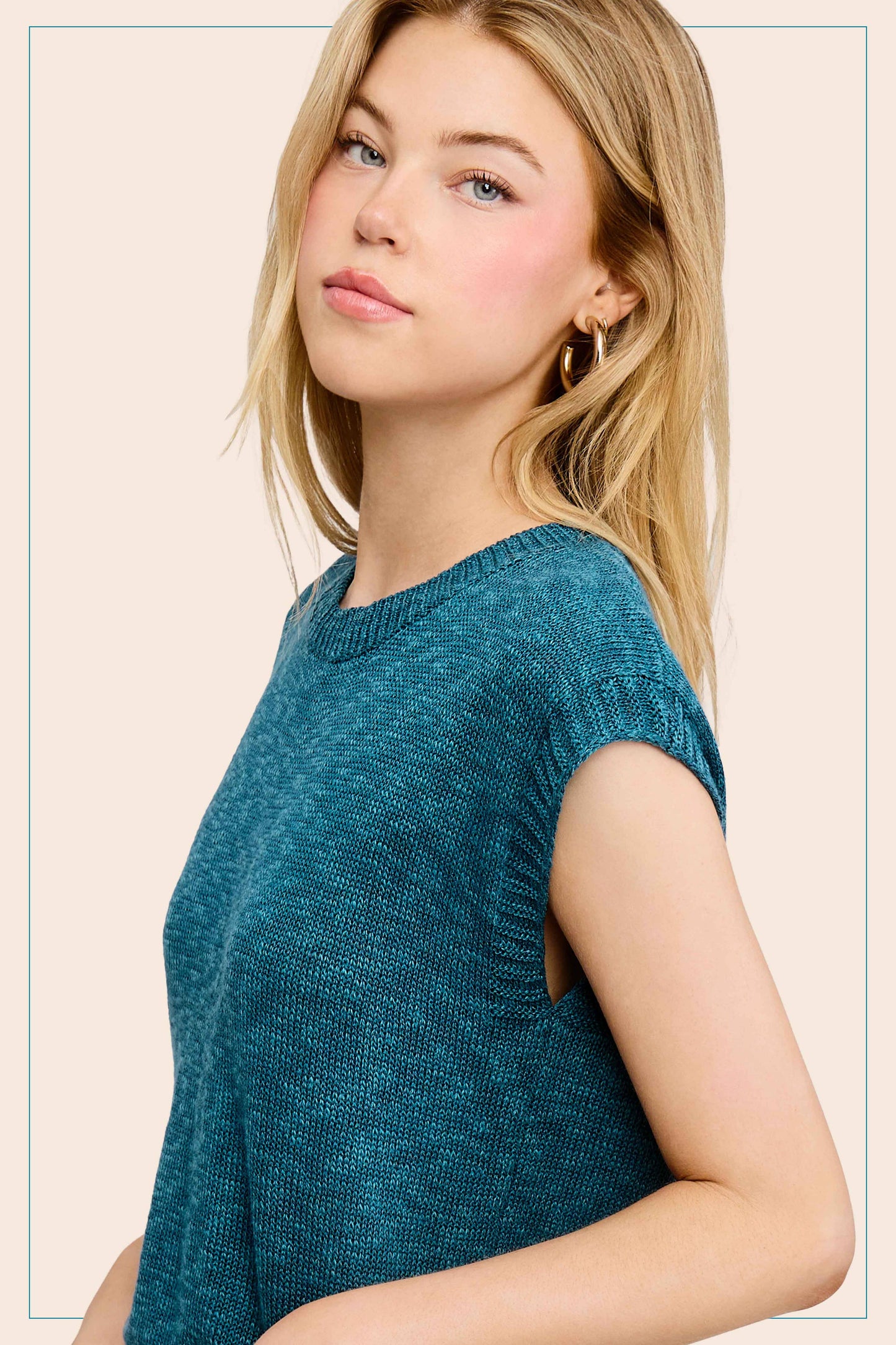 Loose Fit Sleeveless Ribbed Knit Crew Neck Top