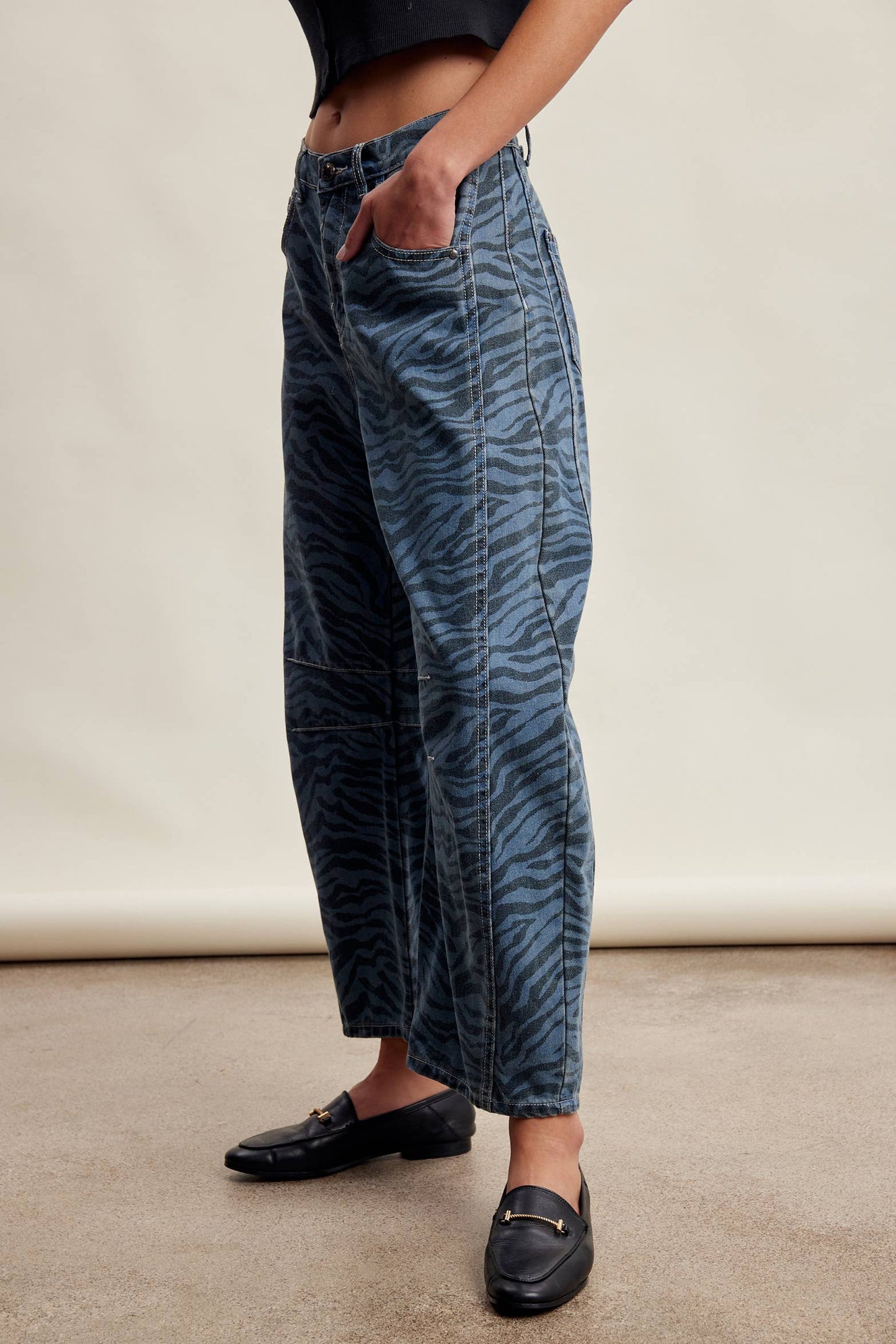 Zebra Print Barrel Jeans LP0260