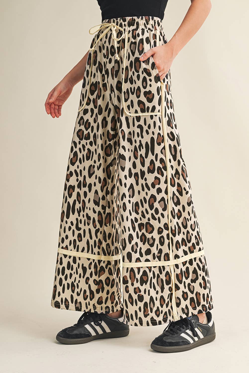 Leopard Wide Leg Cropped Pants |