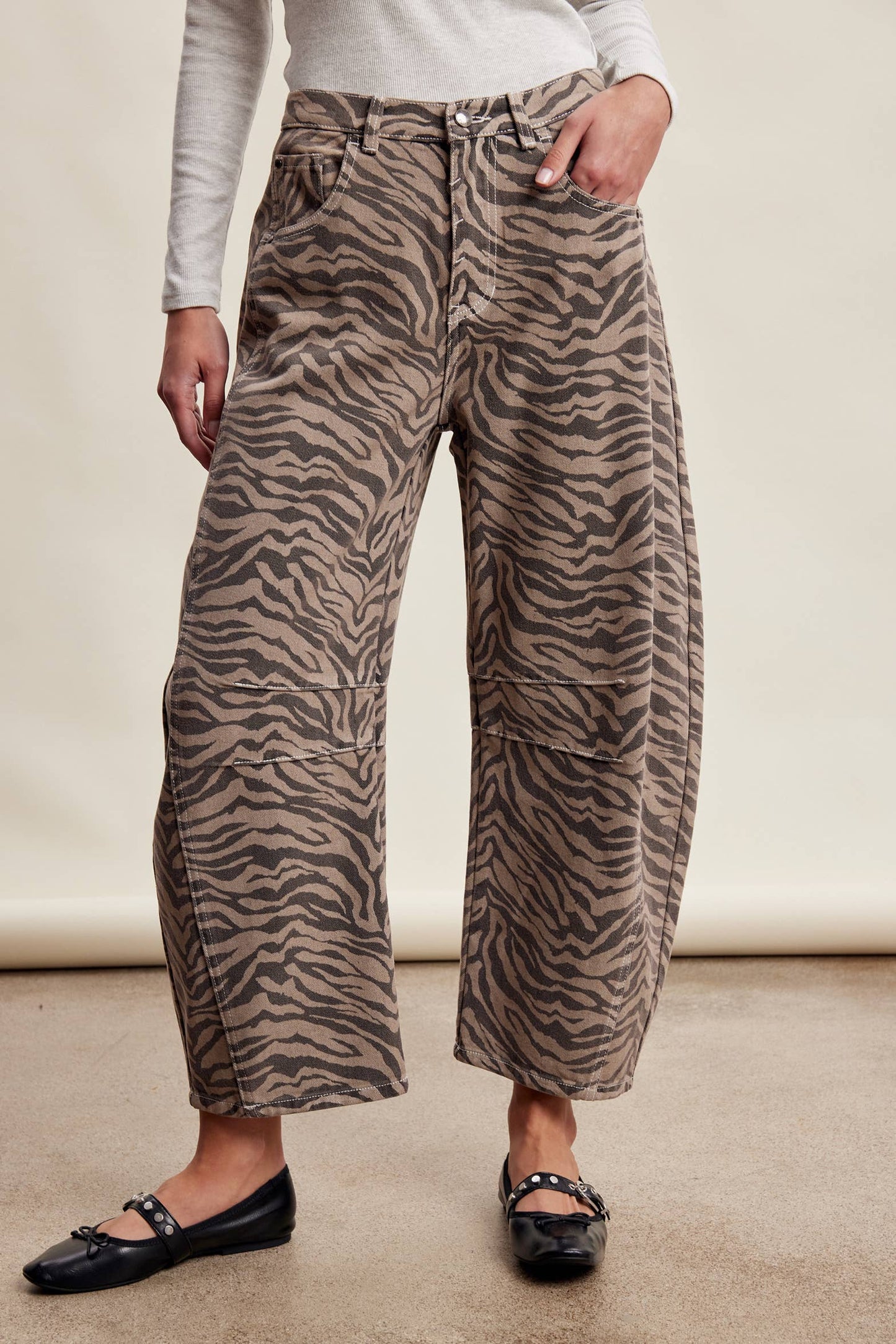Zebra Print Barrel Jeans LP0260