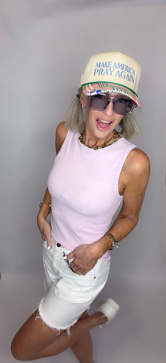 HIGH RISE DISTRESSED FRAYED HEM SHORTS