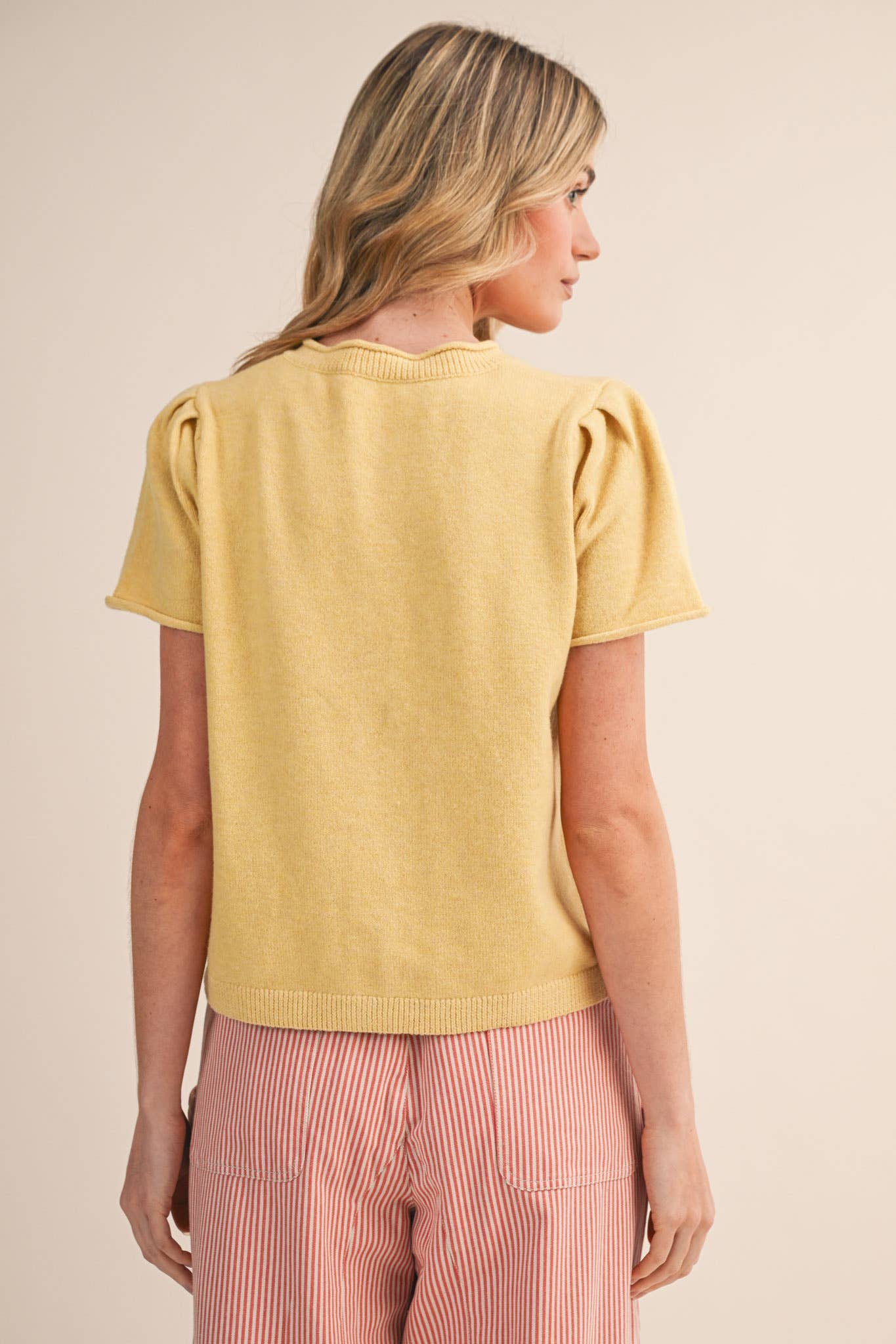 SHORT SLEEVE SWEATER CARDIGAN