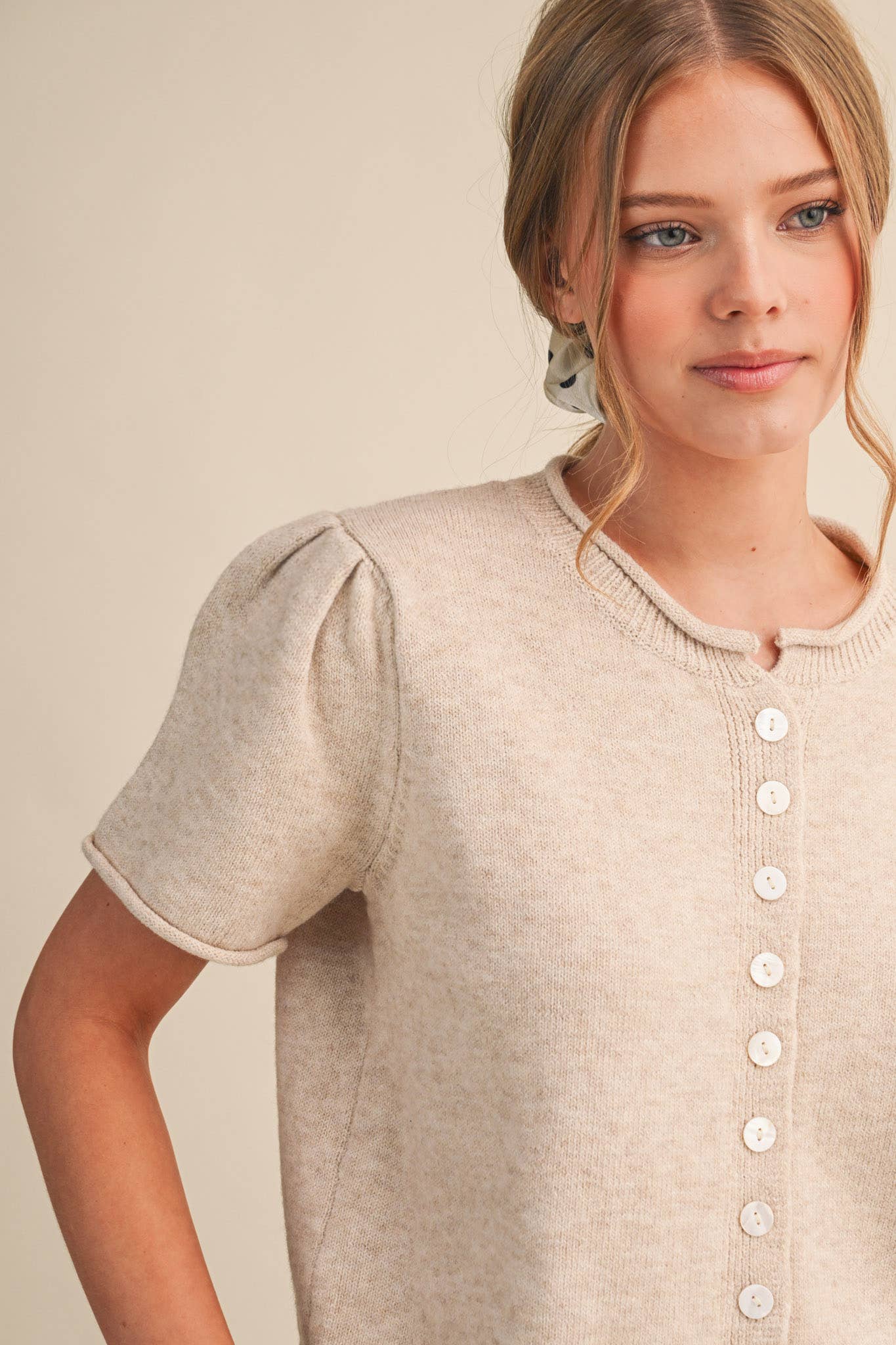 SHORT SLEEVE SWEATER CARDIGAN