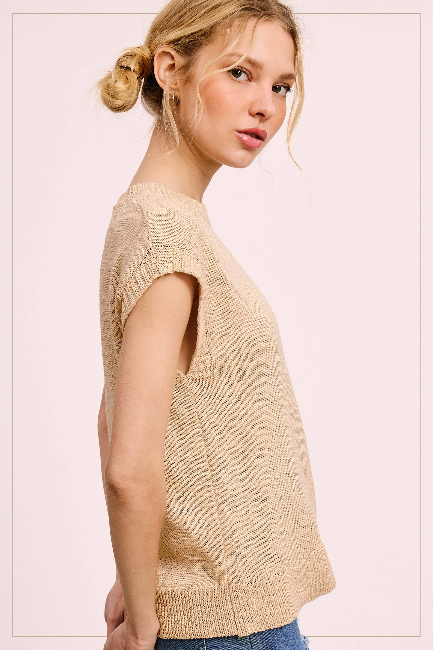 Loose Fit Sleeveless Ribbed Knit Crew Neck Top