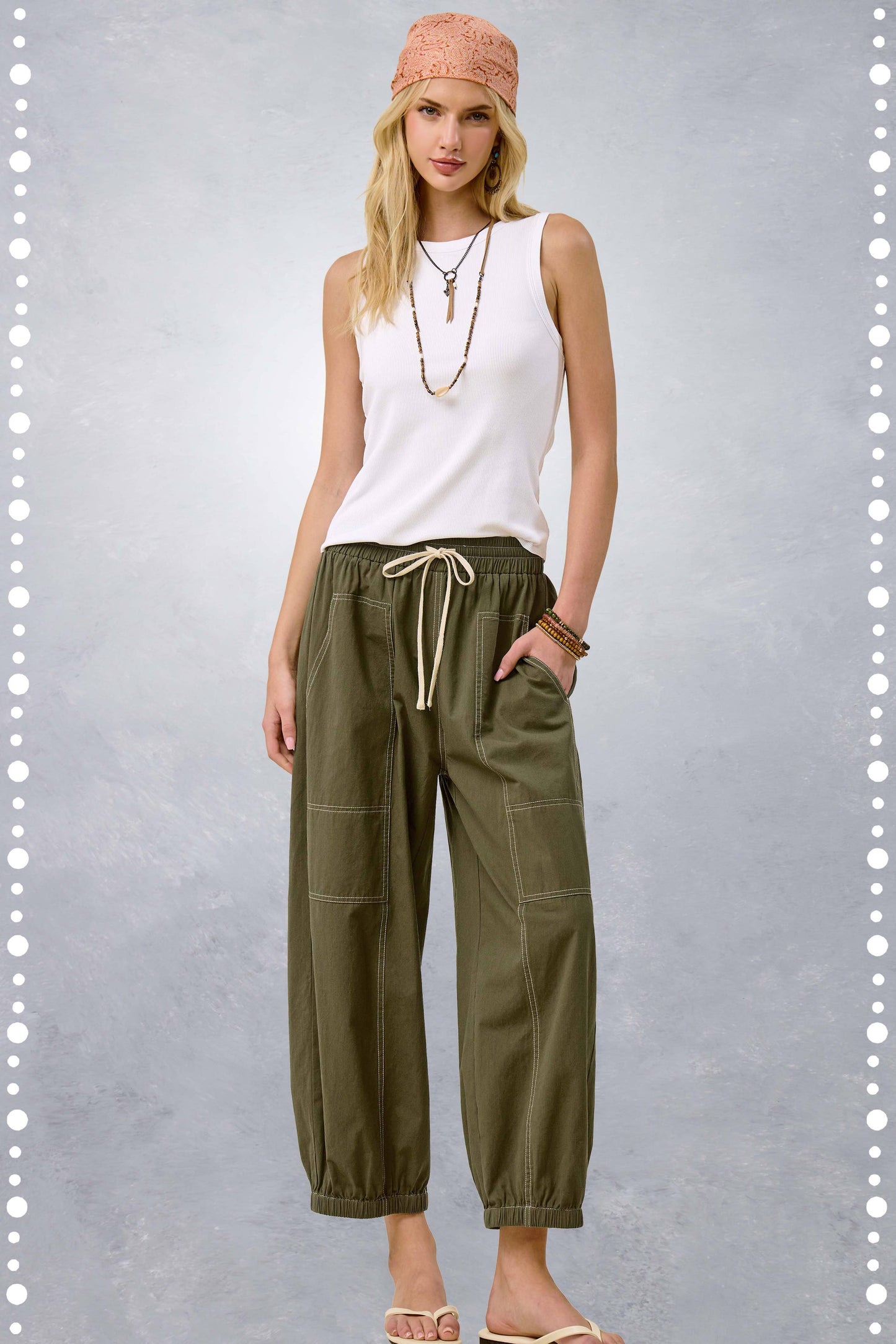-Cropped Barrel Leg Balloon Pants with Contrast Sew