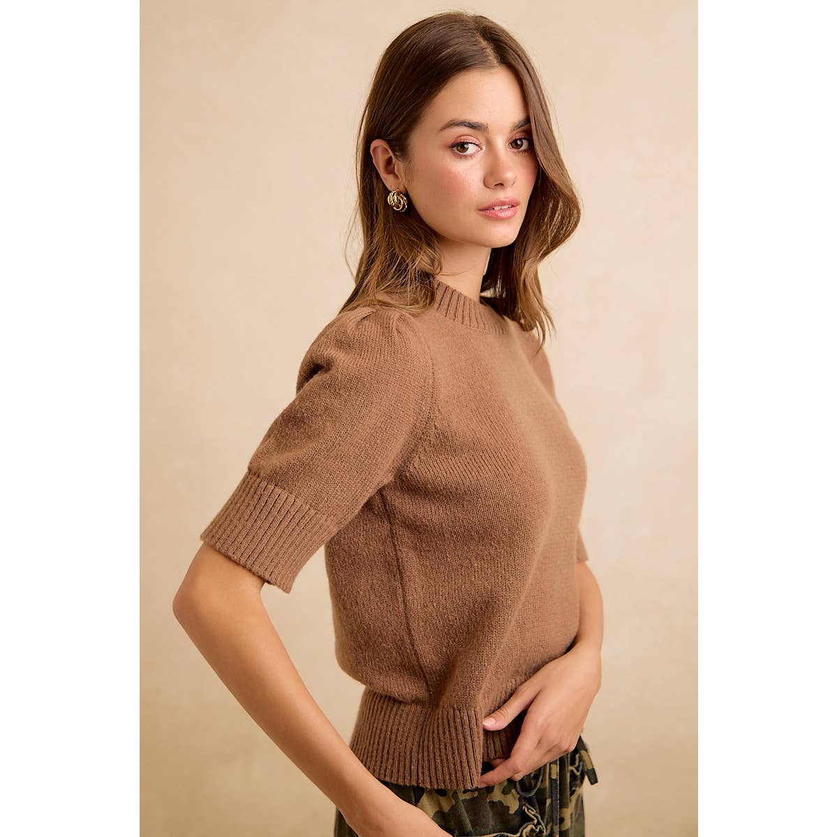 SOLID KNIT PUFF SHORT SLEEVES TOP
