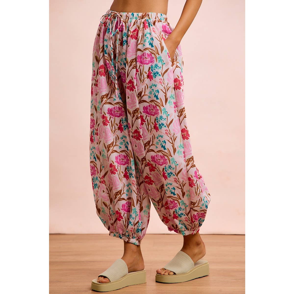 FLOWER PRINTED ELASTIC WAIST BALLOON PANTS