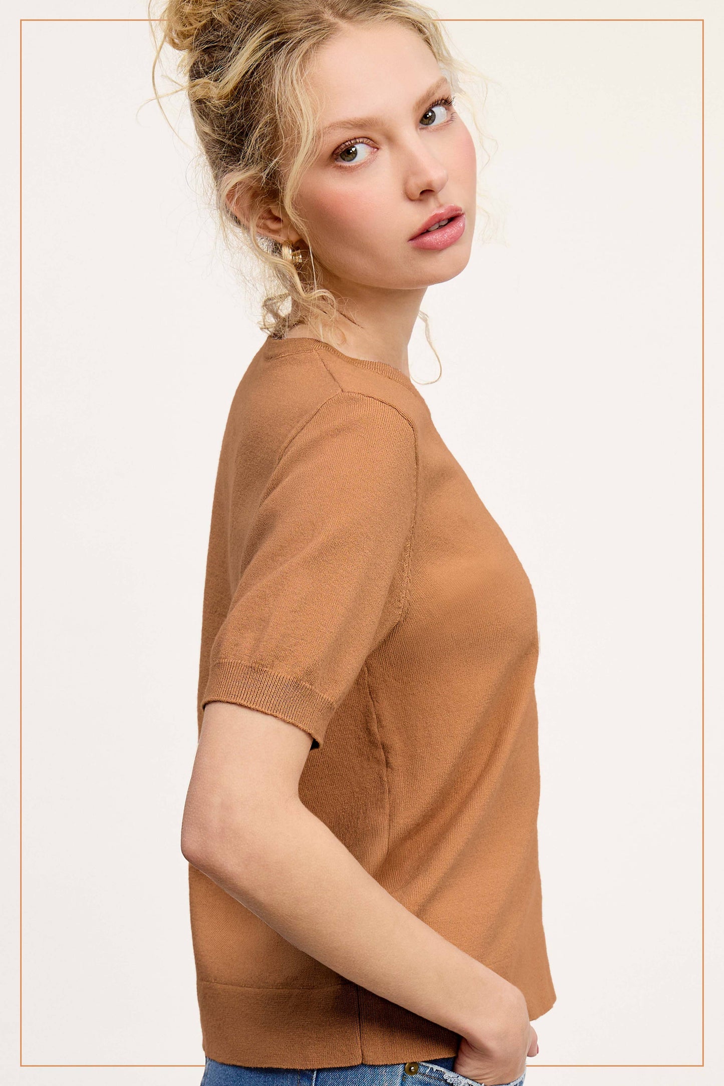Soft Short Puffy Sleeve Basic Stretchy Knit Top