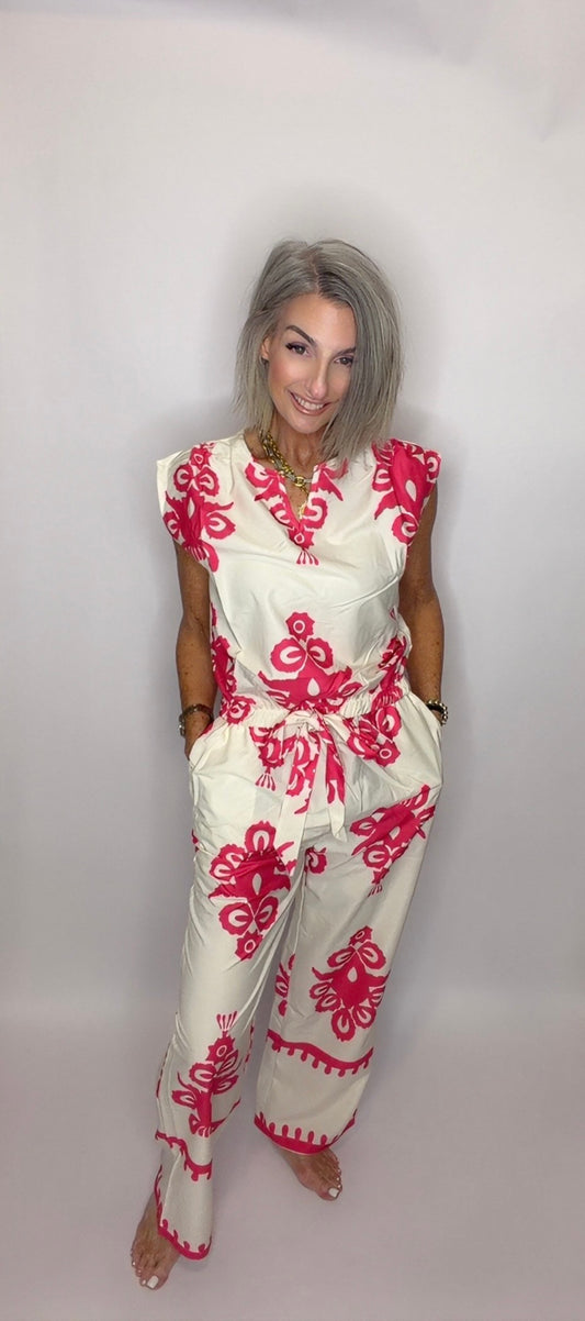 One size Graphic Sleeveless Top and Wide-Leg Pants Set