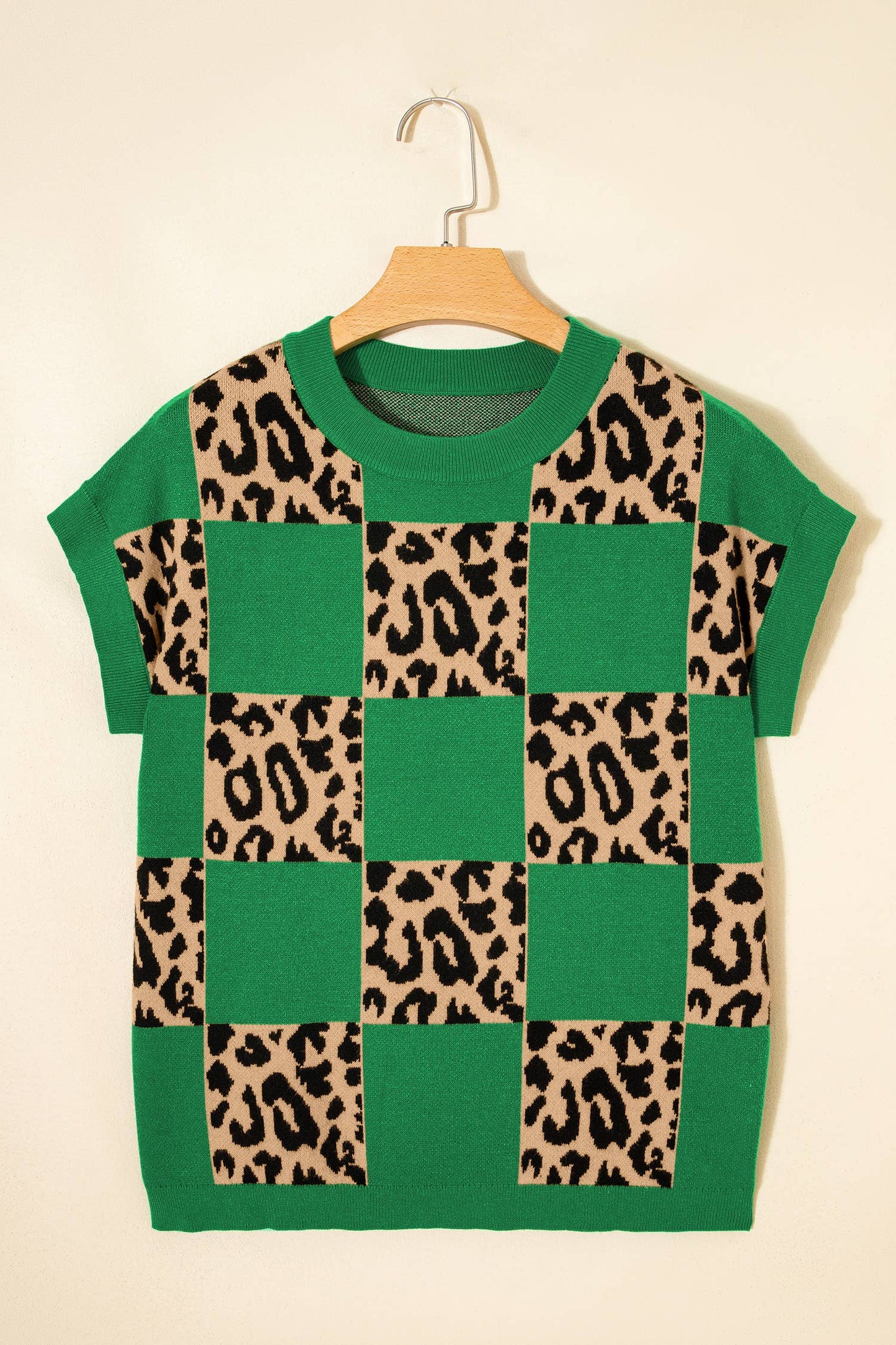 66Plus Size Leopard Checkerboard Short Sleeve Sweater
