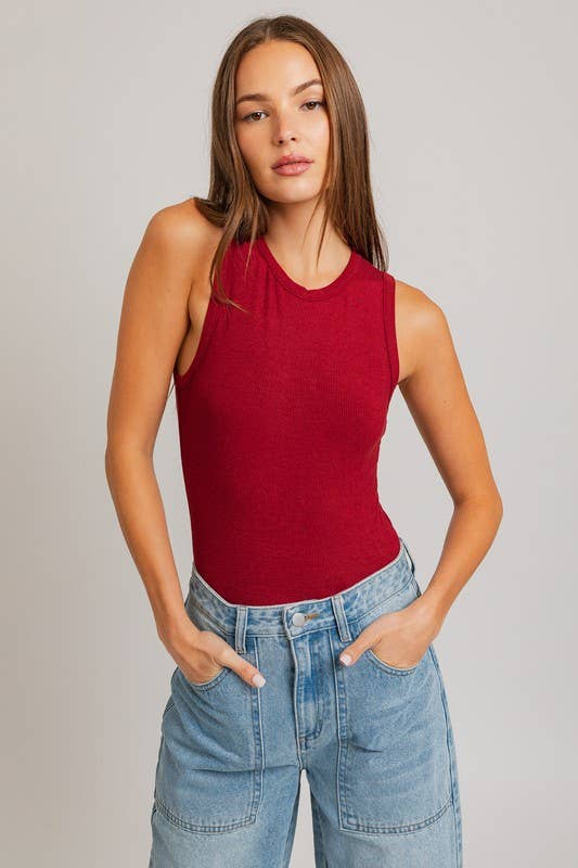 ROUND NECK SLEEVELESS BODYSUIT