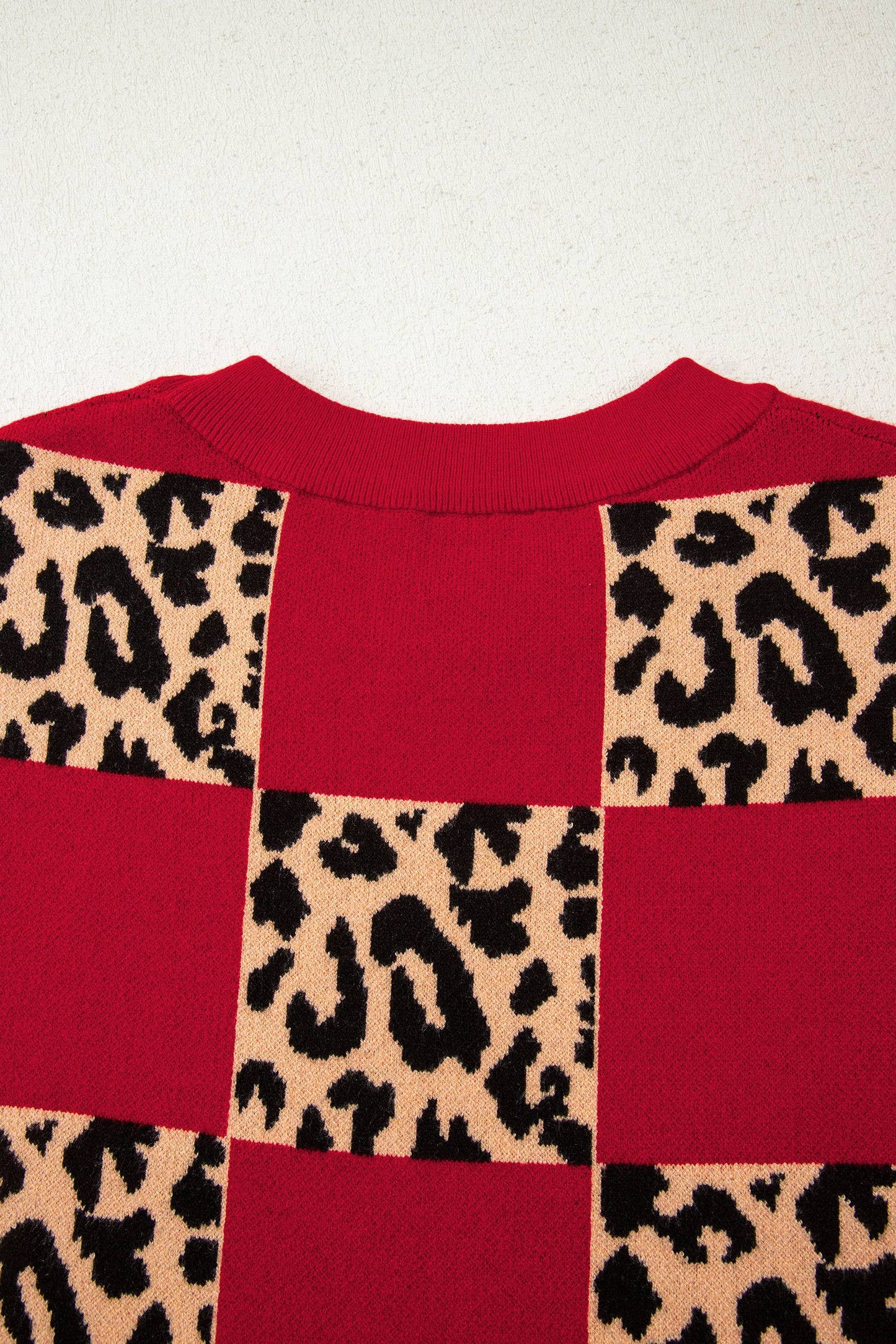 66Plus Size Leopard Checkerboard Short Sleeve Sweater