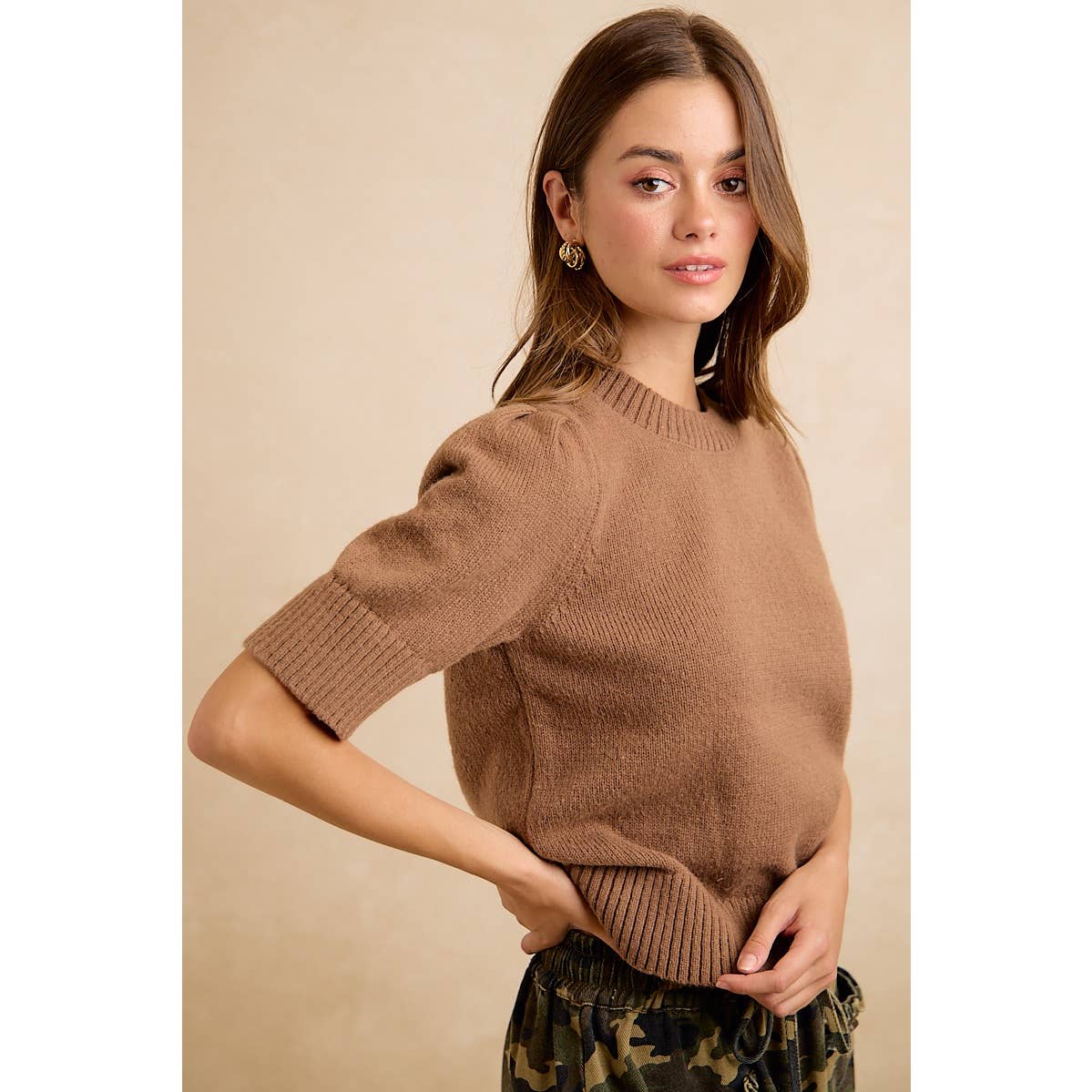 SOLID KNIT PUFF SHORT SLEEVES TOP