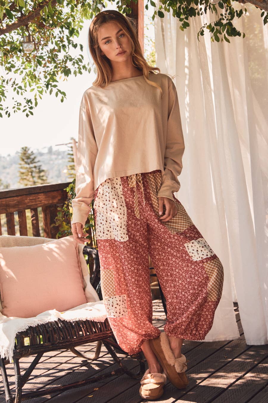 Floral Patchwork Printed Balloon Pants