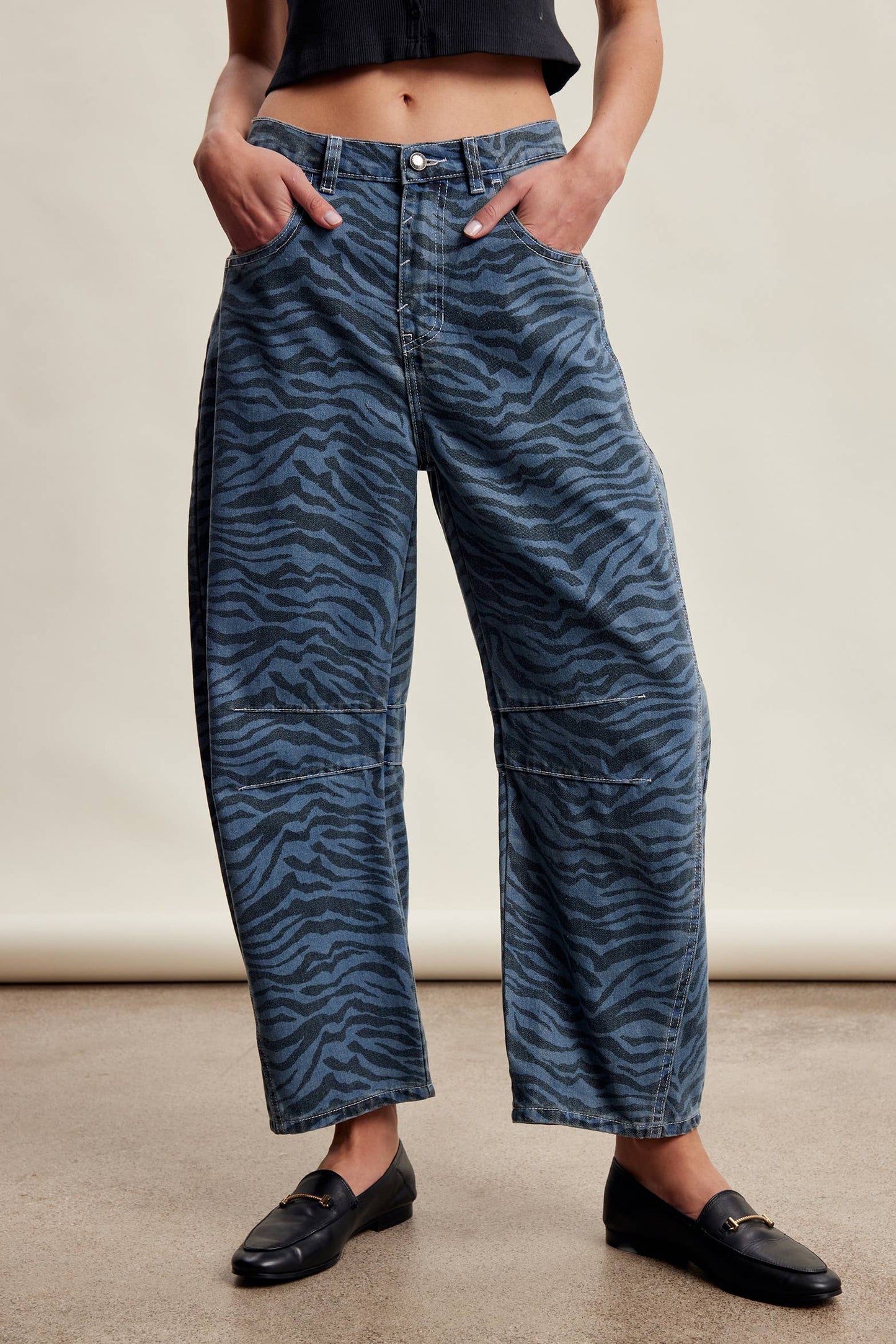 Zebra Print Barrel Jeans LP0260