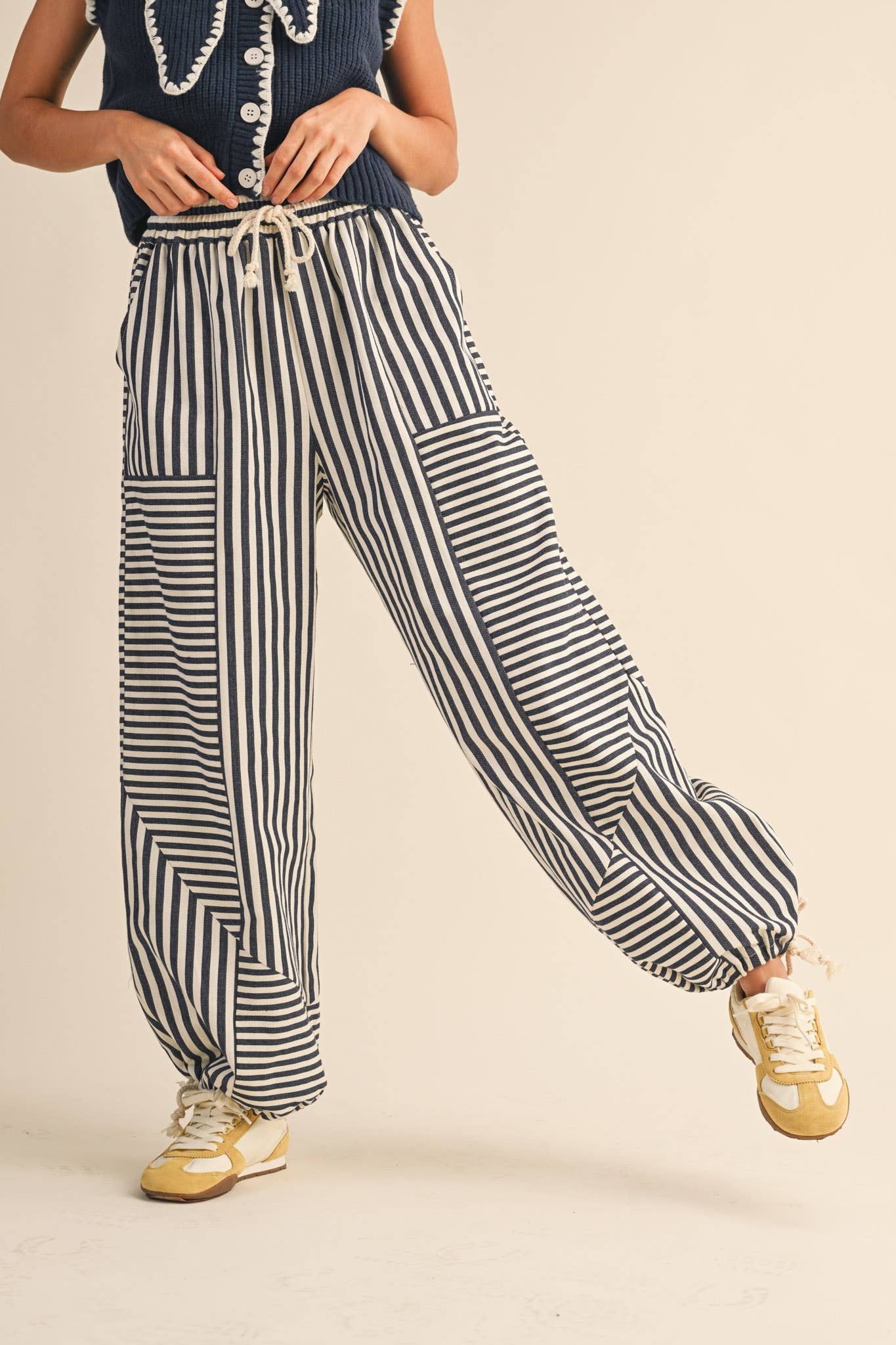MIXED STRIPES PARACHUTE PANTS