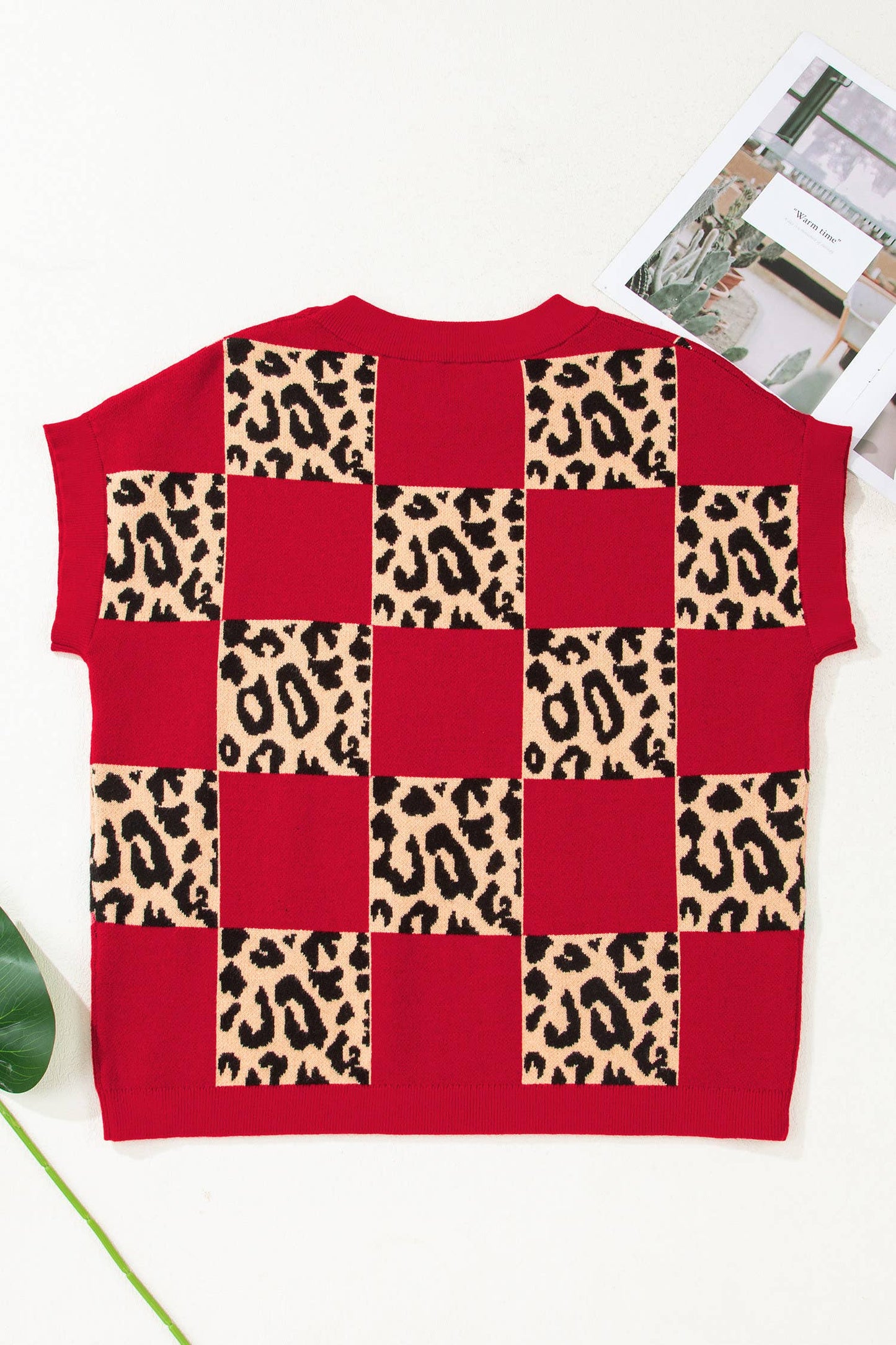 66Plus Size Leopard Checkerboard Short Sleeve Sweater