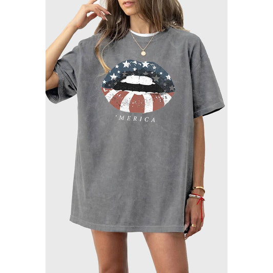 FLAG LIPS MERICA OVERSIZED GRAPHIC TEE