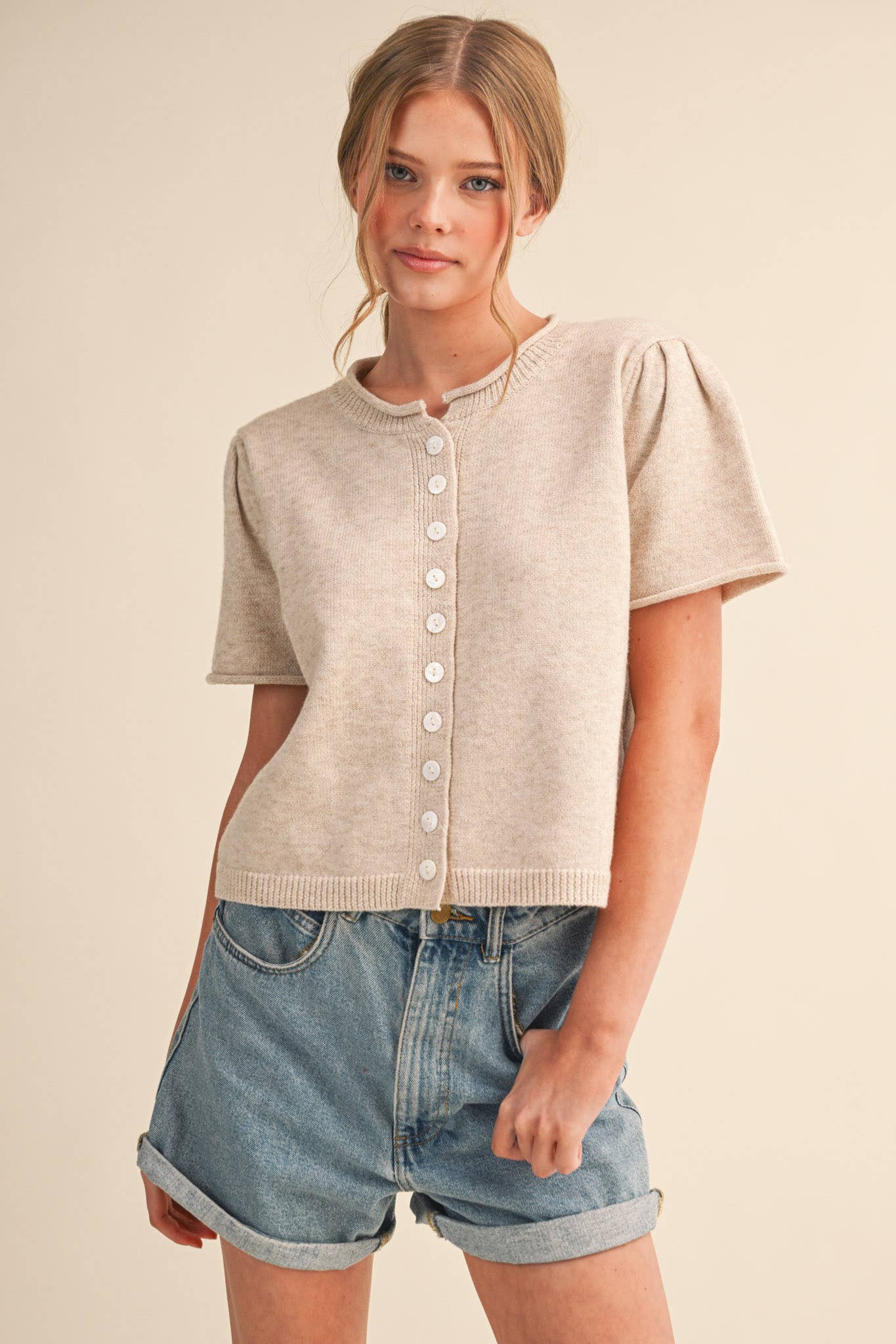 SHORT SLEEVE SWEATER CARDIGAN