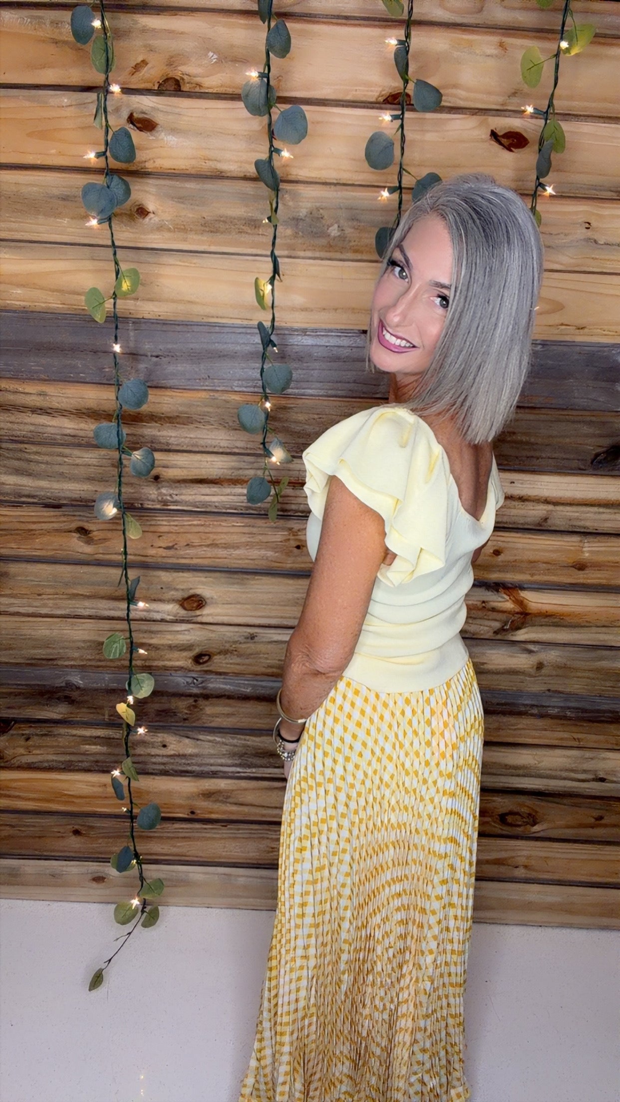 One Size Gingham Pleated Midi Skirt