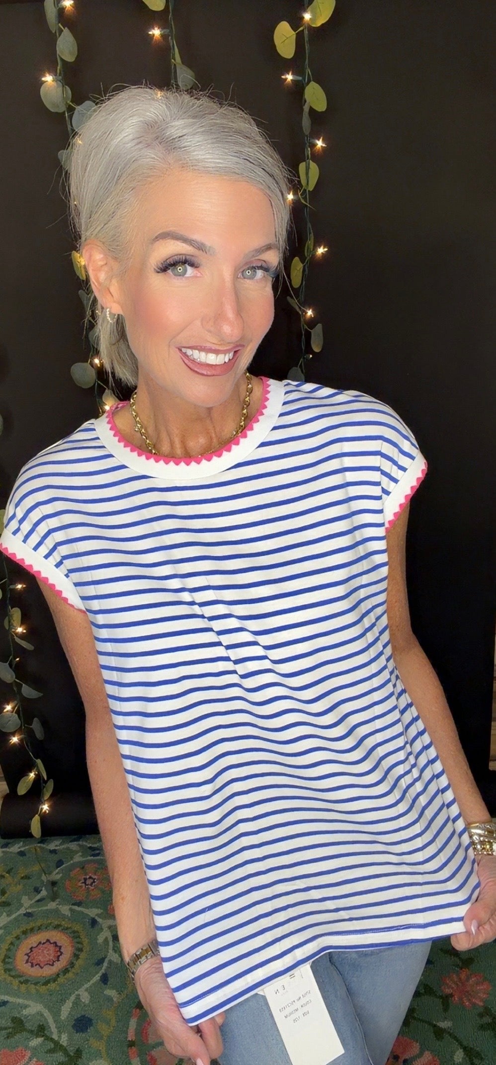 Stripe Contrast Trim Round Neck Cap Sleeve Tee