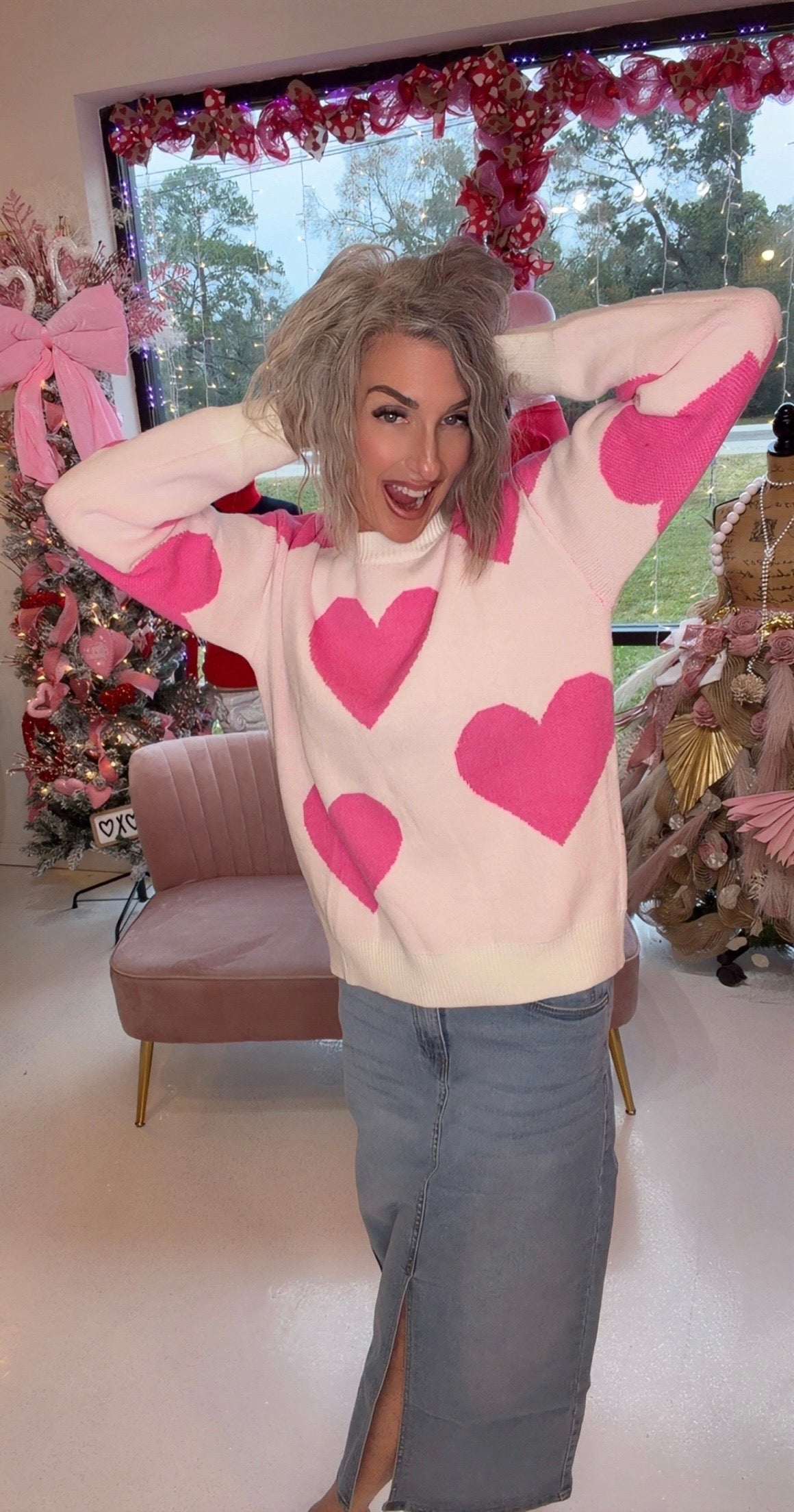 VALENTINE'S DAY ROUND NECK HEART KNITTED SWEATER