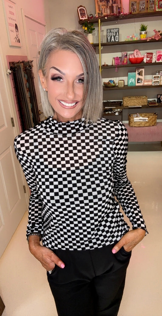 LONG SLEEVE CHECKERED MESH MOCK NECK TOP