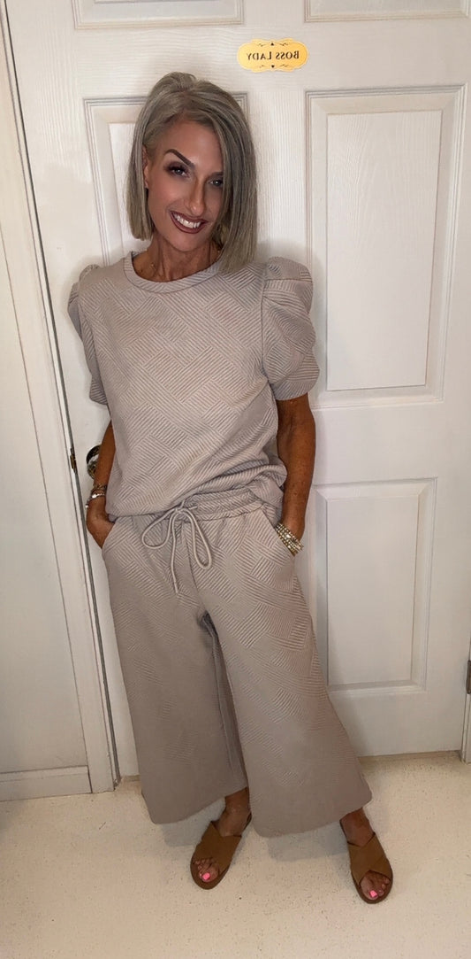 Textured wide pant/puff sleeve set Oatmeal