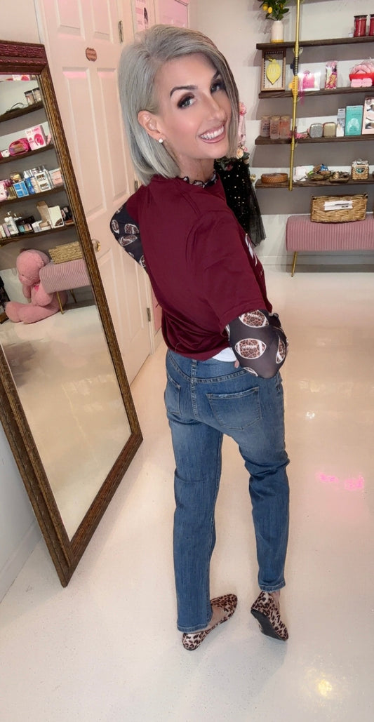 Dark Wash - High Rise Classic Straight Fit Jeans