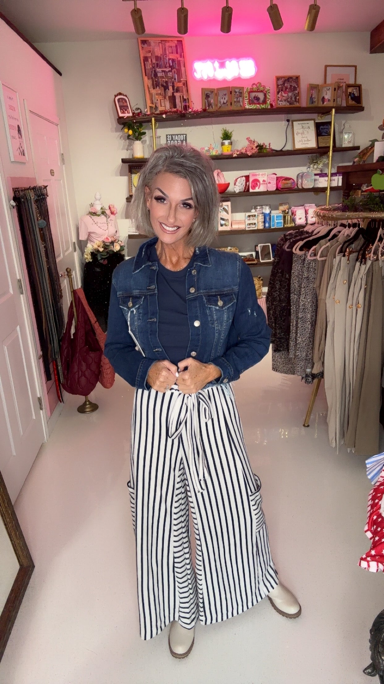 STRIPE WIDE LEG PANTS