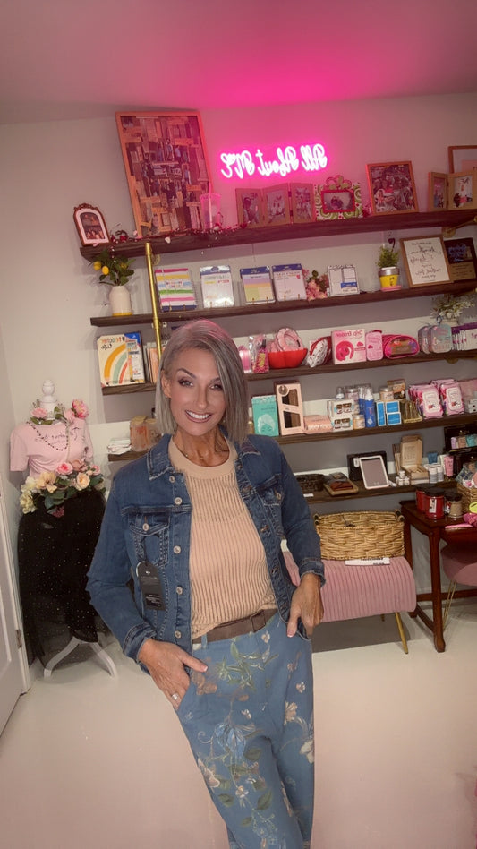 FLORAL PRINTED DENIM PANTS