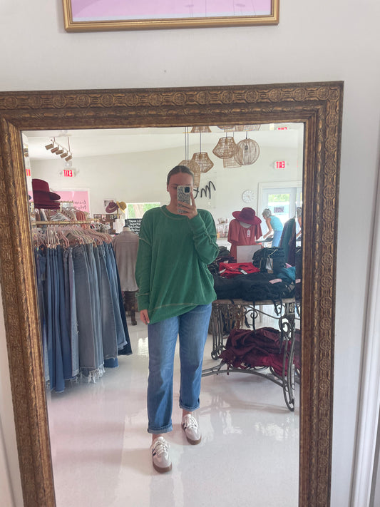 OVERSIZED SWEATSHIRT WITH THUMB HOLE