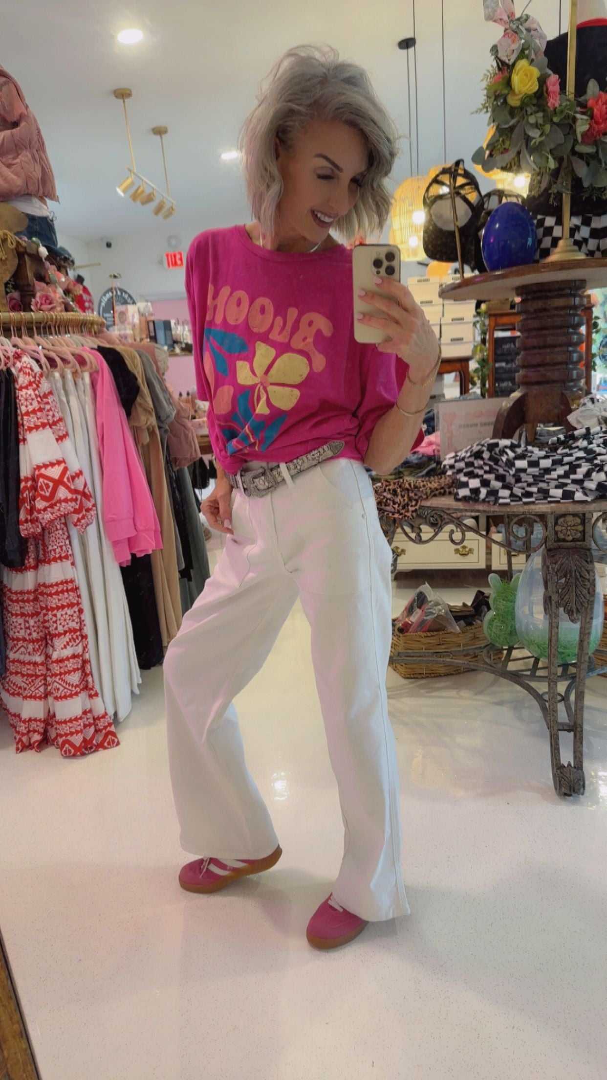 BLOOM YOUR OWN WAY MINERAL GRAPHIC TEE